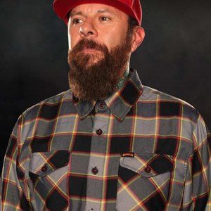 DIXXON FLANNEL Hatebreed Under the Knife Mens XL  NIB with TAG